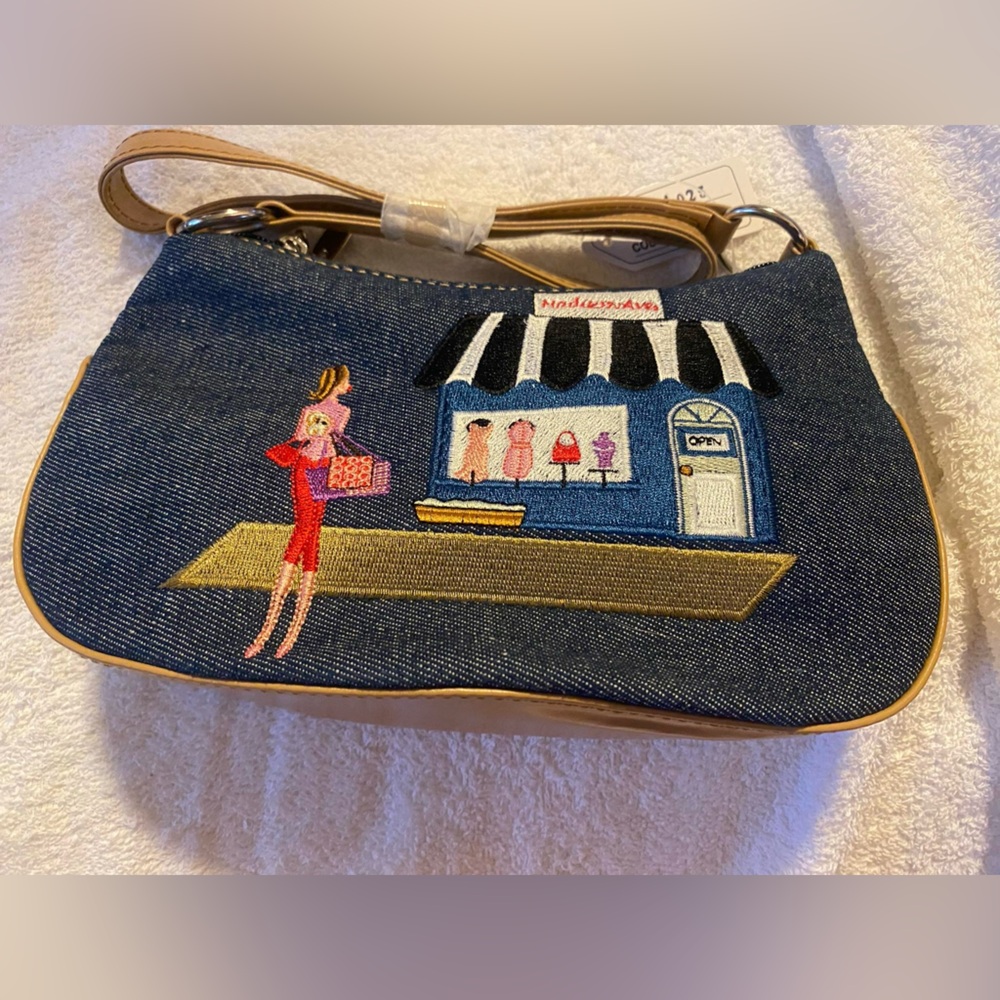 Vintage shoulder bag